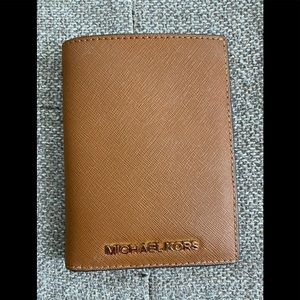 NWT Michael Kors passport cover